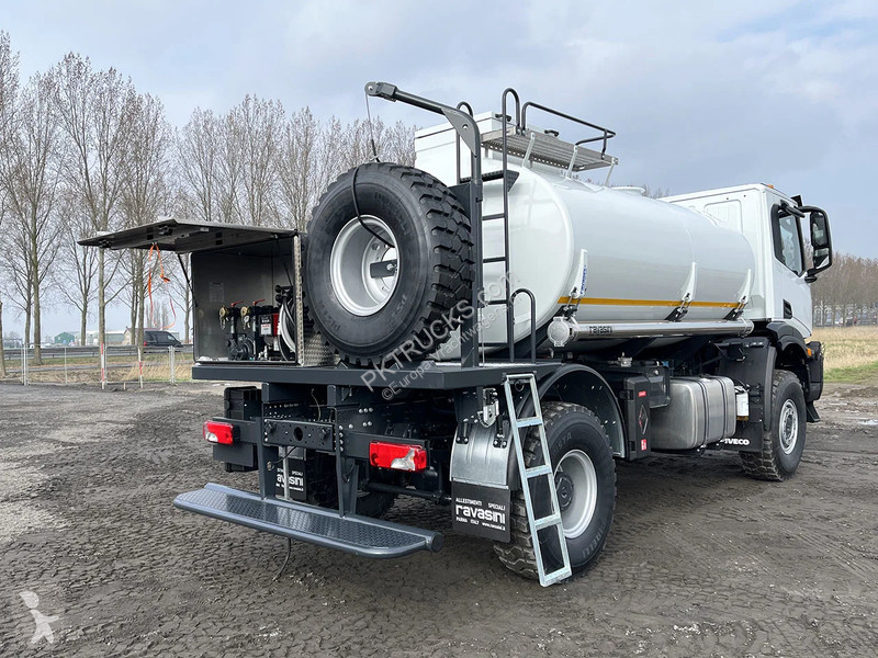 شاحنة Iveco AD190T43WH AT Fuel Tank Truck (3...