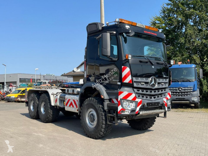 شاحنة Mercedes Arocs 3343 6x6 Abrollkipper...