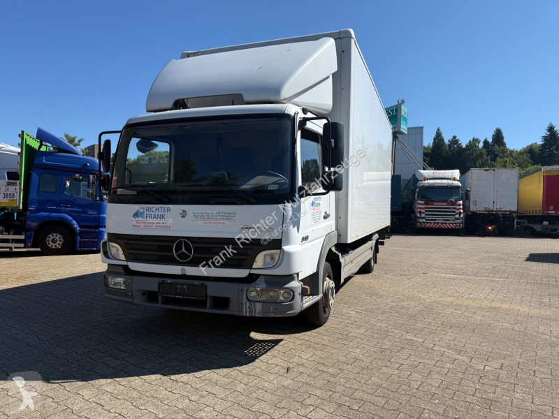 شاحنة Mercedes 818 HU02/27, LBW, Rockinger AHK