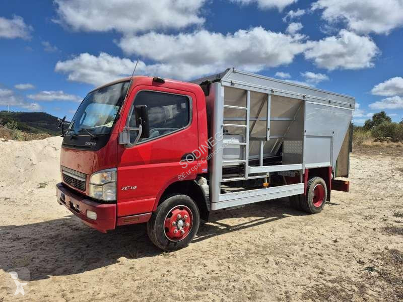 شاحنة Mitsubishi  FUSO CANTER 7C18
