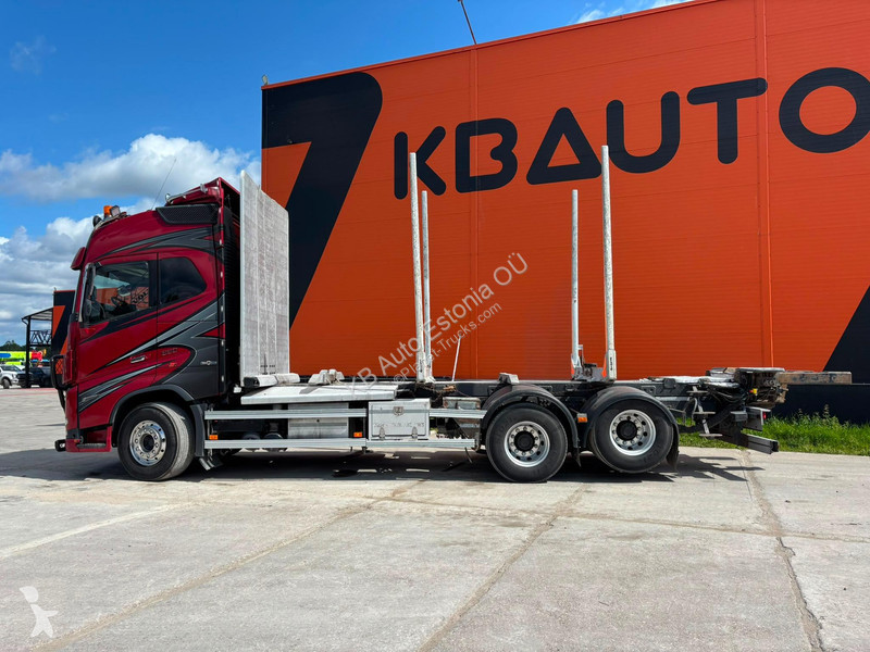 Camión Volvo 650 TANDEM AXLE LIFT / PTO