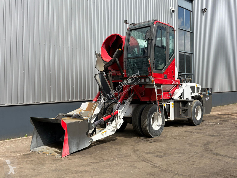 شاحنة  4M3 Self Loading Concrete Mixer 4x4