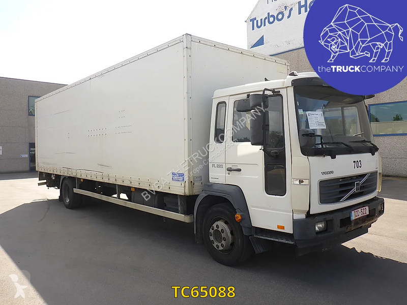 شاحنة Volvo 220