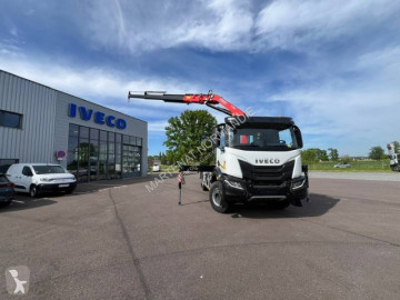شاحنة ناقلة حاويات متعددة الأغراض Iveco جديد