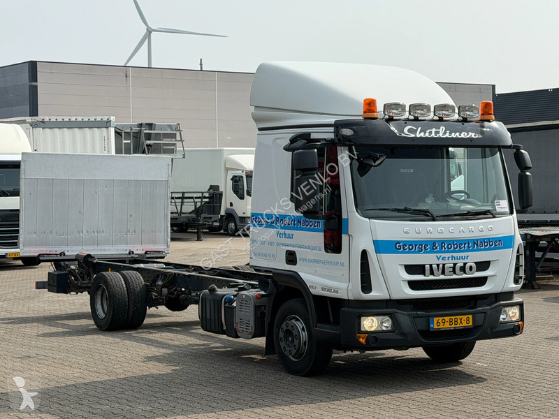 شاحنة Iveco EuroCargo 120 E22 4x2 Chassis Euro...