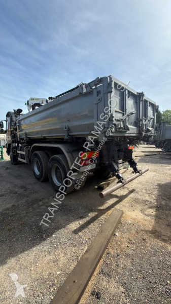 شاحنة Volvo 420