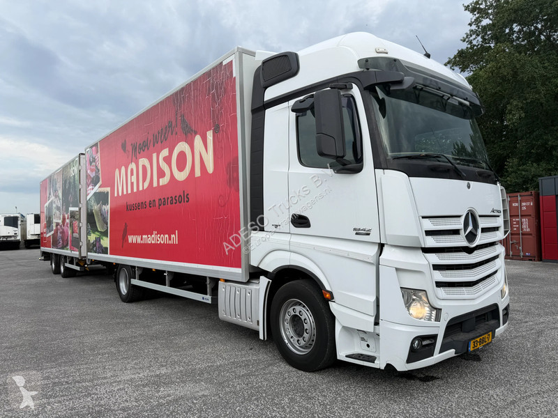 شاحنة Mercedes 1842 + krone trailer combi 115m3