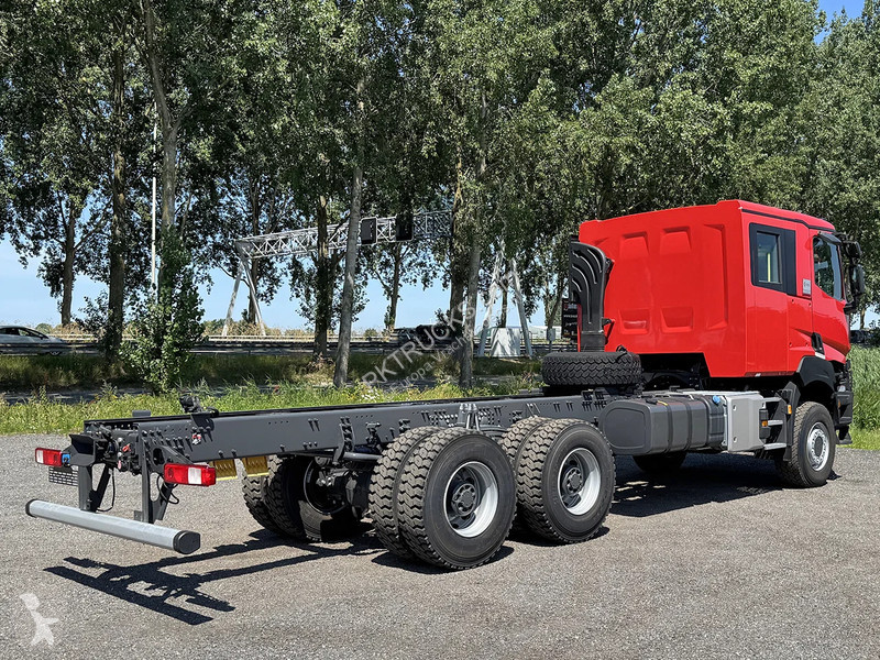 شاحنة Renault K P6X6 Medium Chassis Cabin (4...