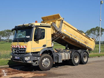 Camion ribaltabile trilaterale Mercedes