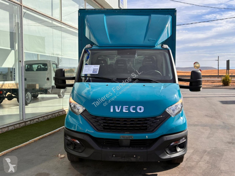 Грузовик Iveco  35S16 3.0 20m3
