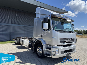 Camion châssis Volvo