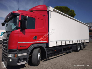 شاحنة مغطاة Scania