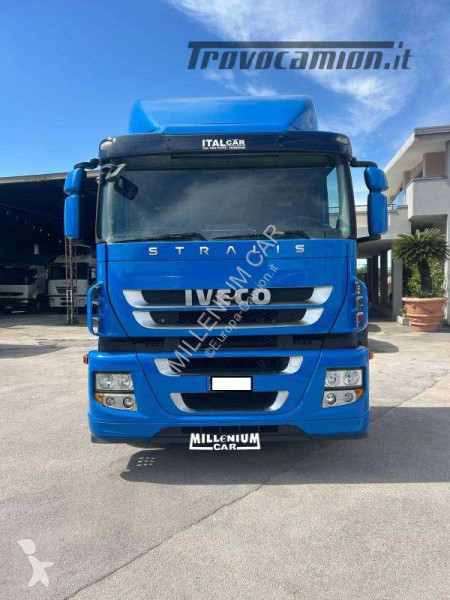 شاحنة Iveco 260S42 PASSO 6050 M9,60 SPONDA