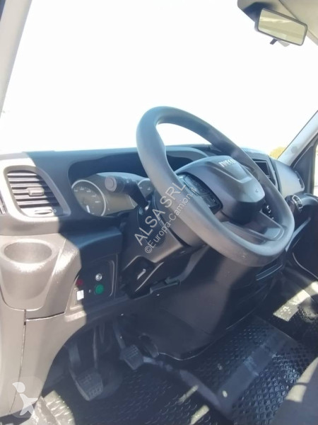 Veicolo commerciale  HX200