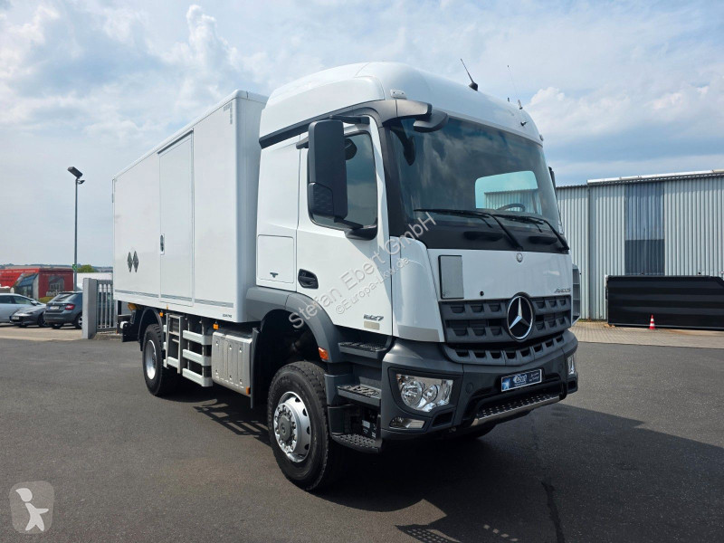 شاحنة Mercedes 1827 A 4x4 LBW Tür+Treppe...