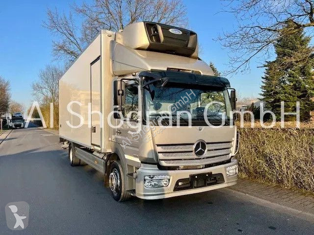 شاحنة Mercedes 1218 Carrier Supra...