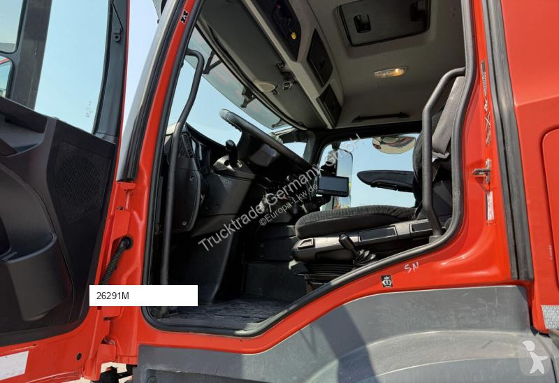 شاحنة Mercedes 3243