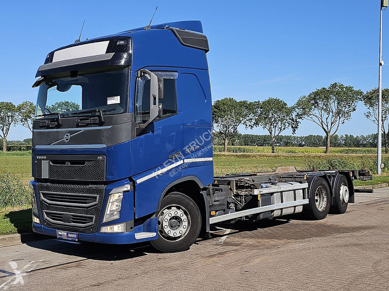 شاحنة Volvo 500 6X2 STEER EURO6D