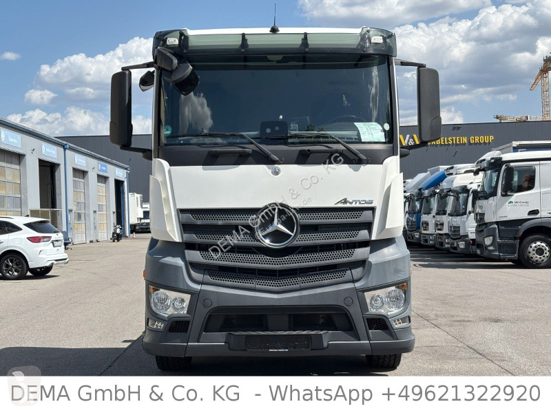 شاحنة Mercedes 2536...
