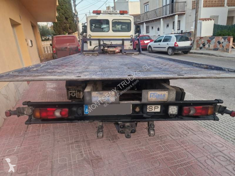 شاحنة Nissan