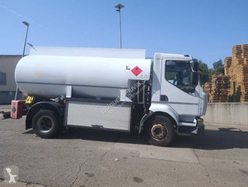 Camión cisterna hidrocarburos Renault
