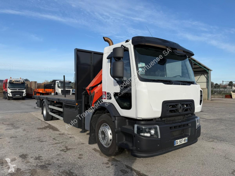 شاحنة Renault 320