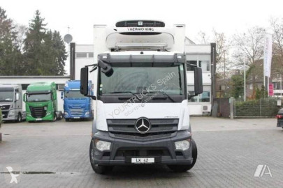 Lastbil kylskåp Mercedes