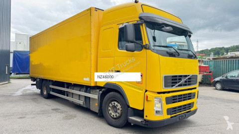 Камион фургон Volvo