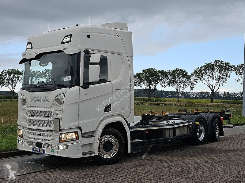 شاحنة Scania 450 6x2*4