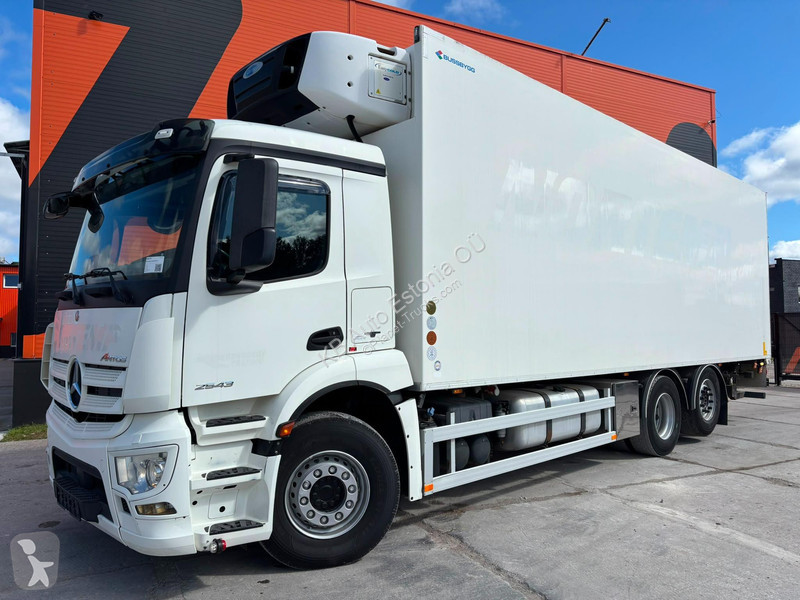 شاحنة Mercedes 2543 6x2*4 SUPRA 1250 Mt / BOX...