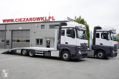 Lastbil vogntransporter Mercedes