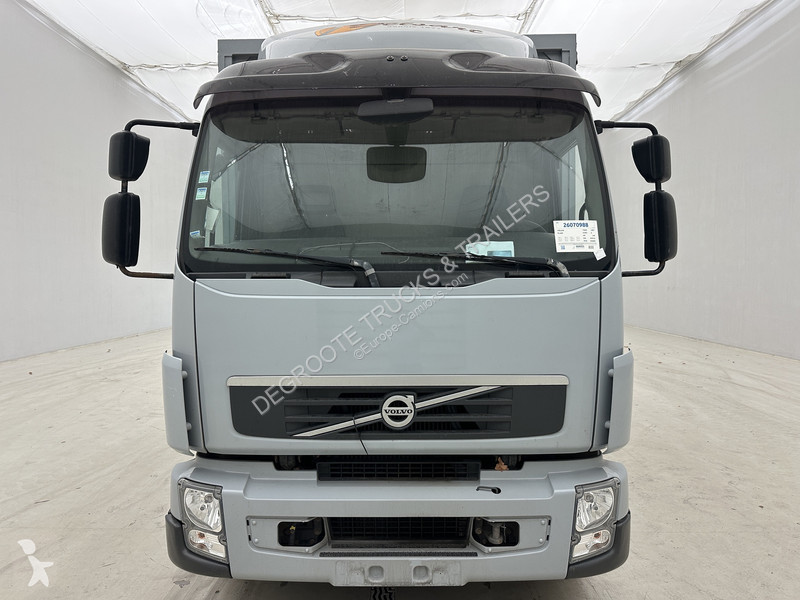 شاحنة Volvo FL 240