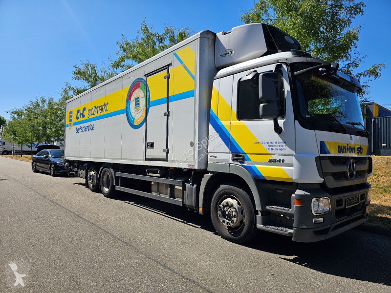 Camion Mercedes 2541 6x2 Carrier +-...