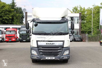 DAF box truck