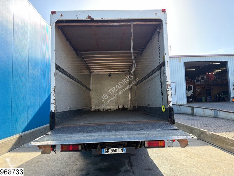 شاحنة Mercedes 1018 MBB