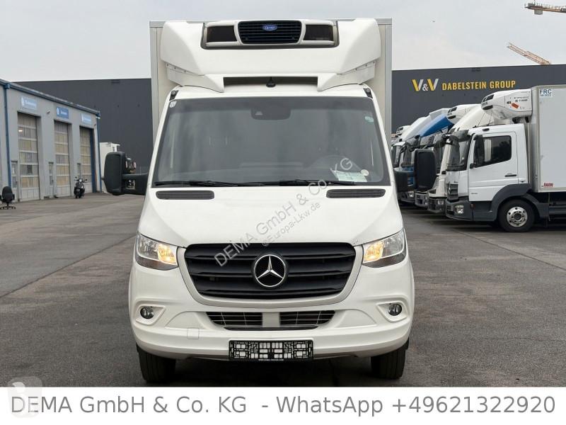 شاحنة Mercedes...