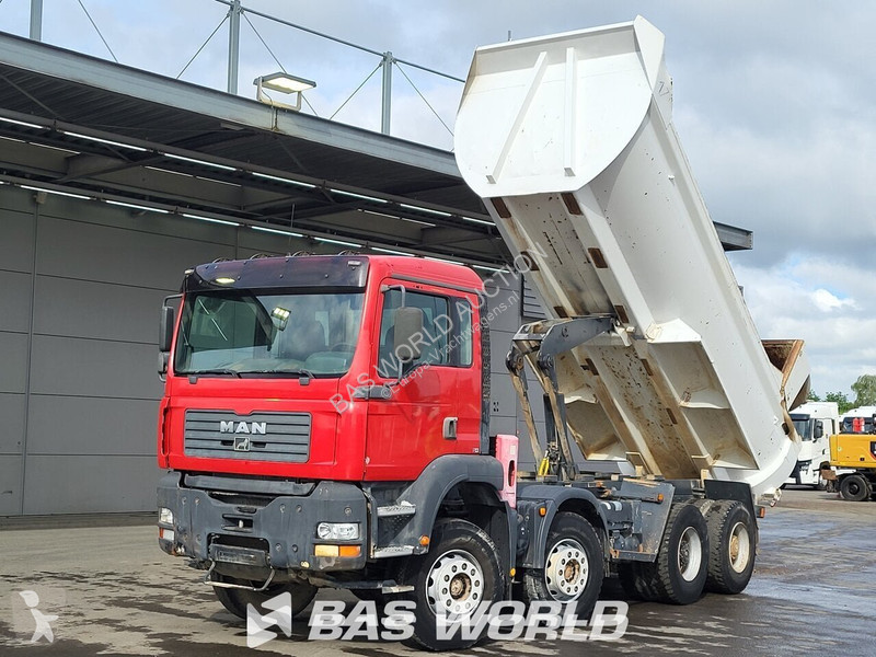 Camion MAN 35.D28
