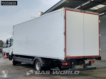 Camion fourgon Mercedes