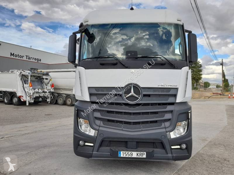 Vrachtwagen Mercedes
