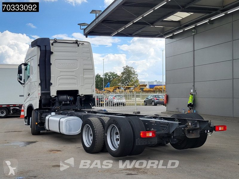 Camion Volvo 460  6X2 chassis Full Air...