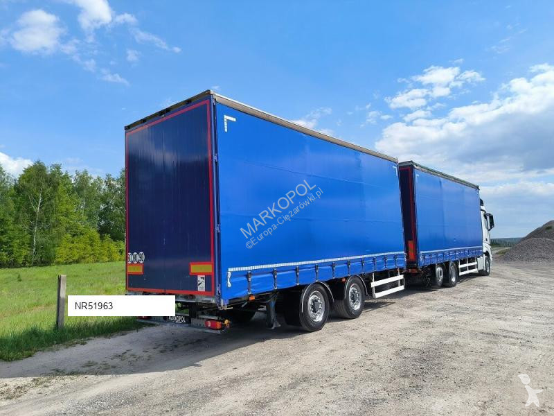 Vrachtwagen Mercedes TANDEM
