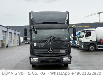 Camião furgão Mercedes