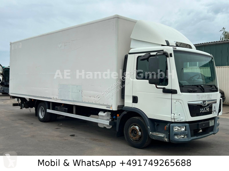 Vrachtwagen MAN 12.220 C BL...