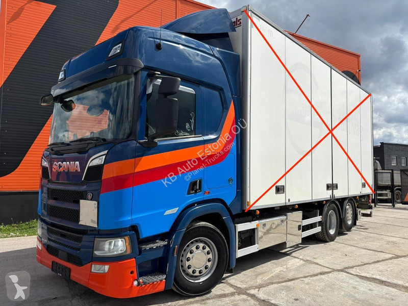 Vrachtwagen Scania R520 6x2*4 BOX =7340 mm