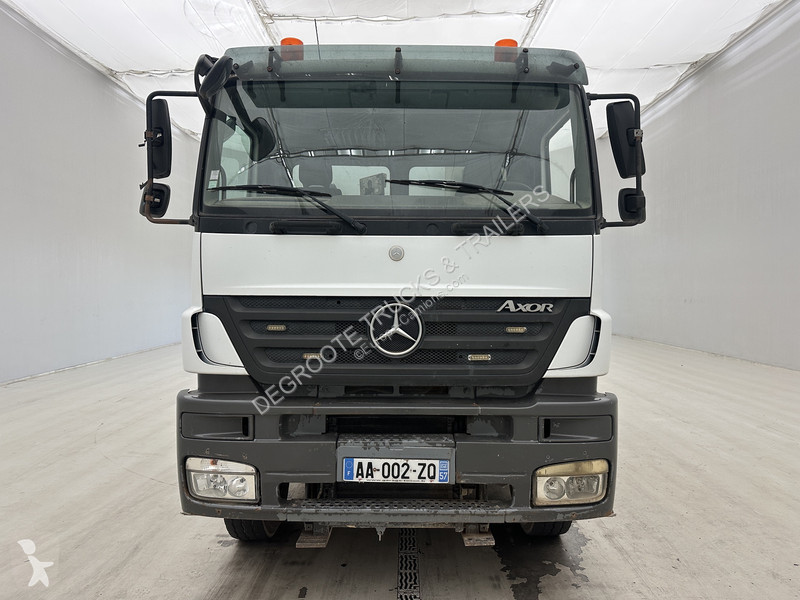 Camión Mercedes 3240 - 8x4