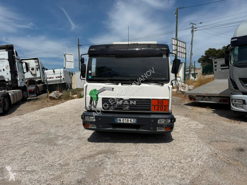 Camion MAN  12.414