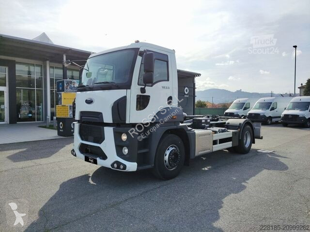 Camion Ford  1833 DC CARRO 4X2 4250 6,9 Lit.