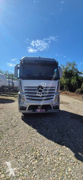 Camión Mercedes