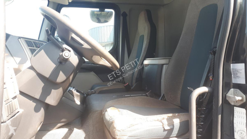 Camion Volvo 250