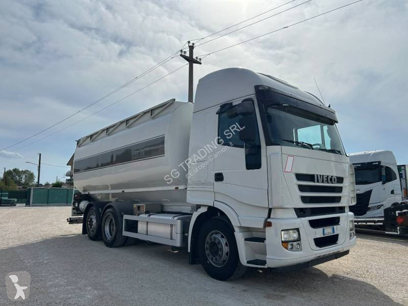 Vrachtwagen Iveco